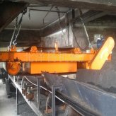  废品 矿山输送设备配套使用的悬挂式除铁器